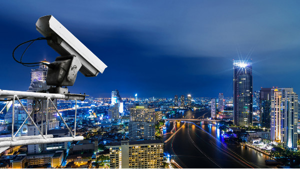 高清監(jiān)控系統(tǒng)安裝談機(jī)房里的安保系統(tǒng)